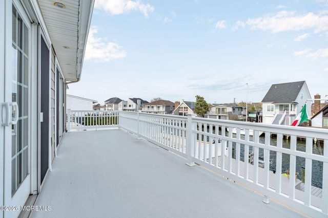 506 Bayview Drive, Toms River, NJ 08753