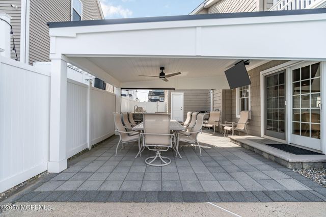 506 Bayview Drive, Toms River, NJ 08753