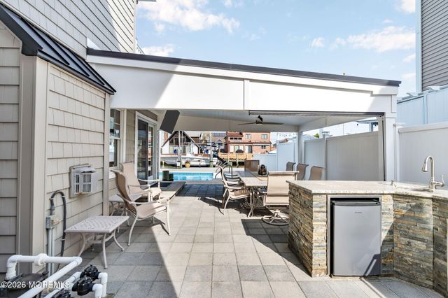 506 Bayview Drive, Toms River, NJ 08753