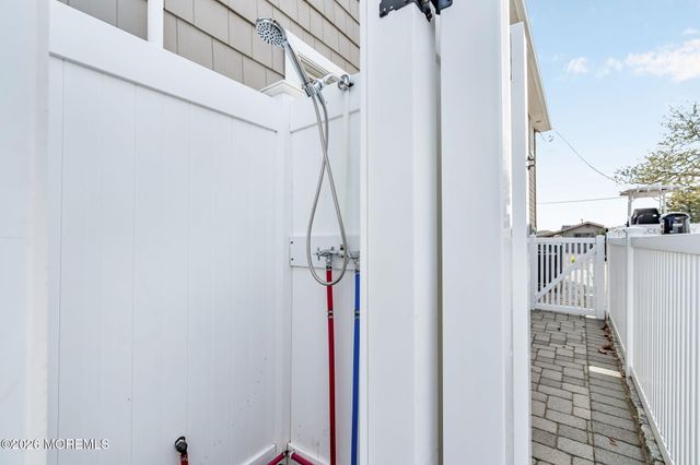 506 Bayview Drive, Toms River, NJ 08753