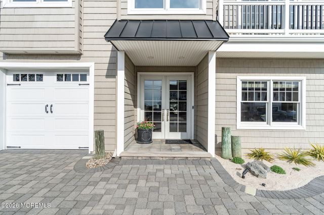 506 Bayview Drive, Toms River, NJ 08753