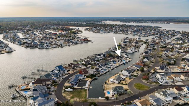 506 Bayview Drive, Toms River, NJ 08753