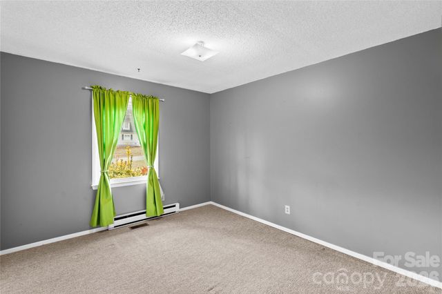 115 Pineview Court, Statesville, NC 28625