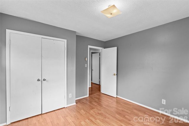 115 Pineview Court, Statesville, NC 28625