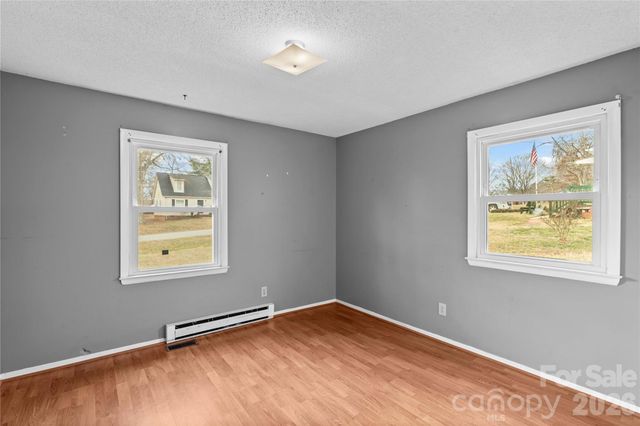 115 Pineview Court, Statesville, NC 28625