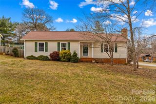 115 Pineview Court, Statesville, NC 28625