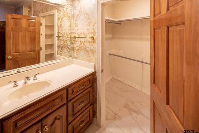 1149 Garden Park, Tyler, TX 75703