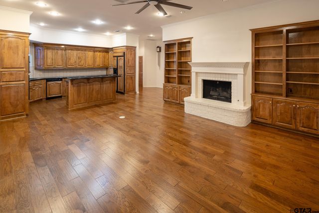 1149 Garden Park, Tyler, TX 75703