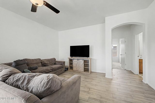 1253 E HEATHER Drive, San Tan Valley, AZ 85140