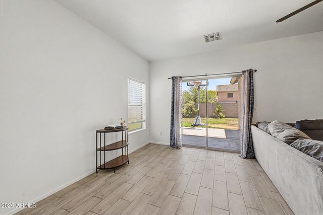 1253 E HEATHER Drive, San Tan Valley, AZ 85140