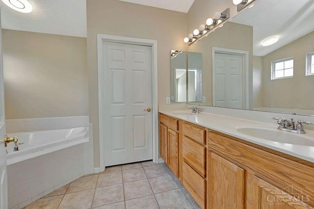 5742 Woodmansee Way, Liberty Twp, OH 45044