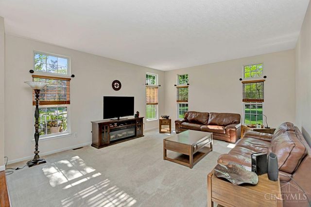 5742 Woodmansee Way, Liberty Twp, OH 45044