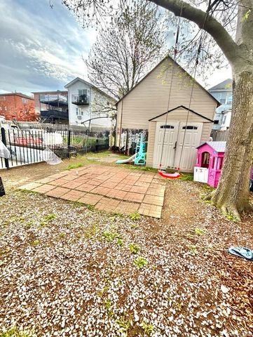 2719 Hering Avenue, Bronx, NY 10469