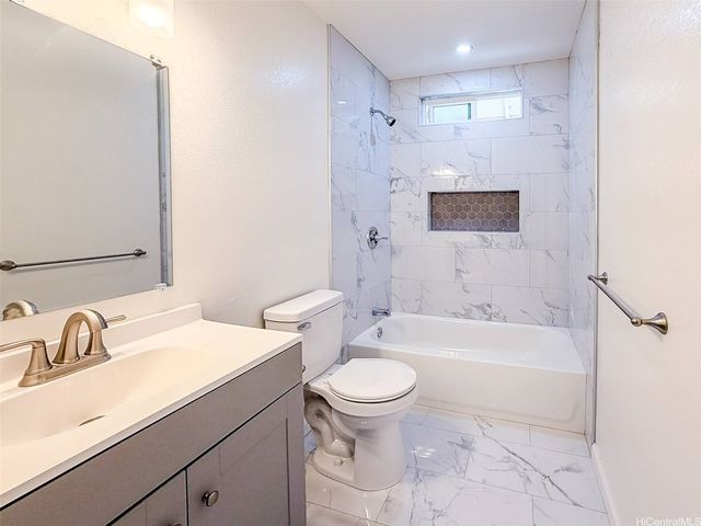 87-102 Kulaaupuni Street G1, Waianae, HI 96792