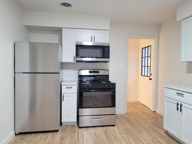 4436 N 66th STREET, Milwaukee, WI 53218