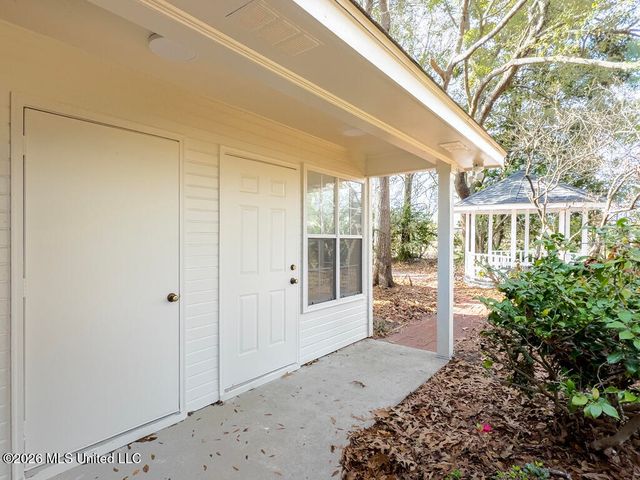 2411 Burke Street, Gulfport, MS 39507
