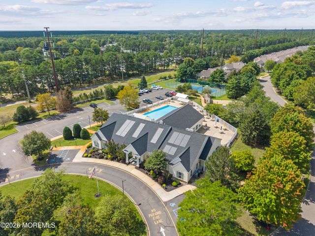 35 Fennel Court, Manchester, NJ 08759