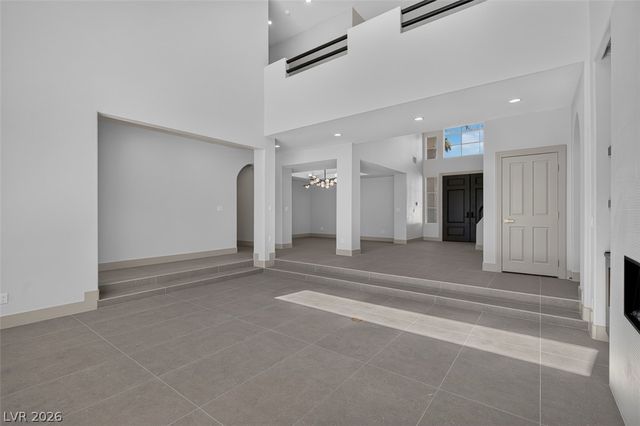 1504 Silver Oaks Street, Las Vegas, NV 89117