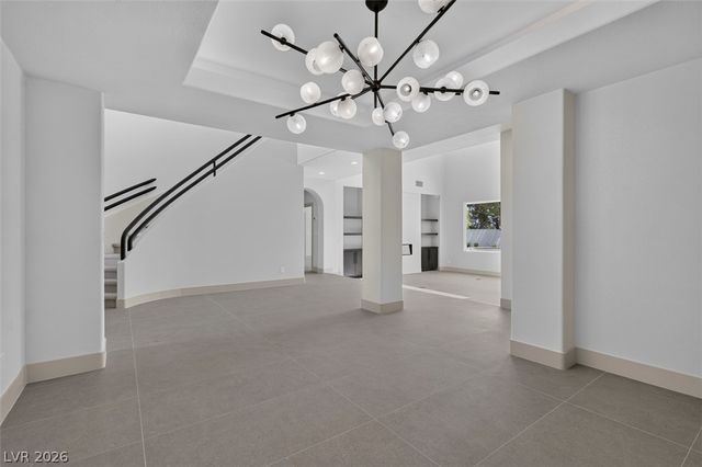 1504 Silver Oaks Street, Las Vegas, NV 89117