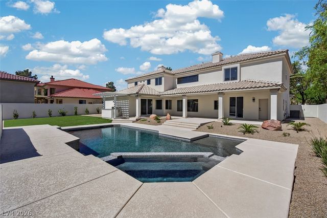 1504 Silver Oaks Street, Las Vegas, NV 89117