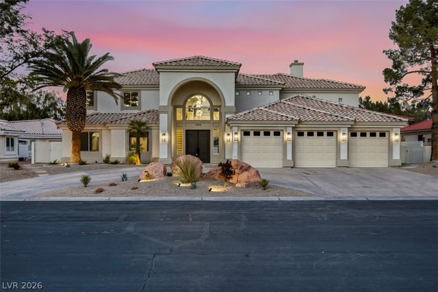 1504 Silver Oaks Street, Las Vegas, NV 89117