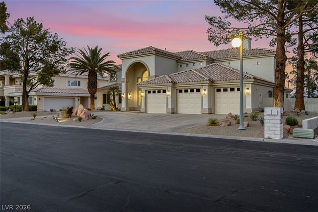 1504 Silver Oaks Street, Las Vegas, NV 89117