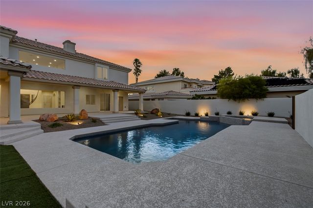 1504 Silver Oaks Street, Las Vegas, NV 89117