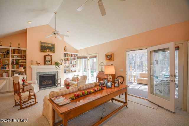 2 Hunter Court, Southern Pines, NC 28387