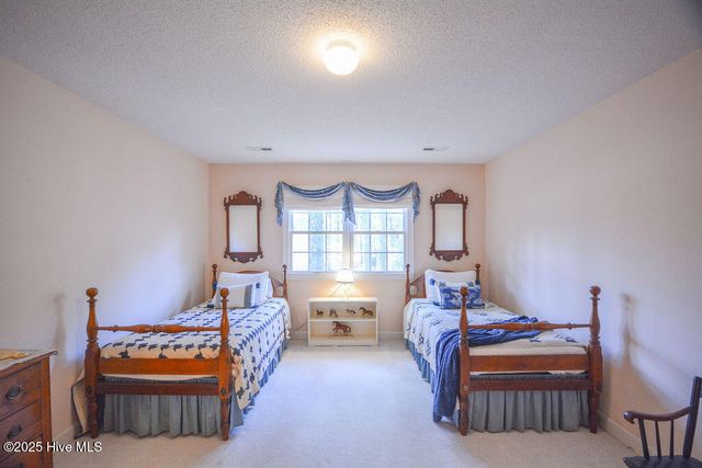 2 Hunter Court, Southern Pines, NC 28387