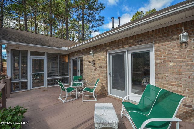 2 Hunter Court, Southern Pines, NC 28387