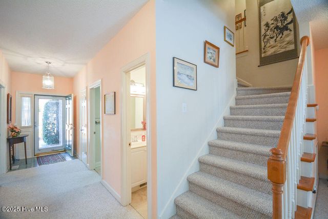 2 Hunter Court, Southern Pines, NC 28387