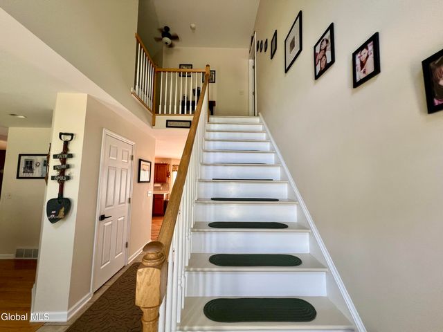 53 Native Dancer Lane, Stillwater, NY 12866