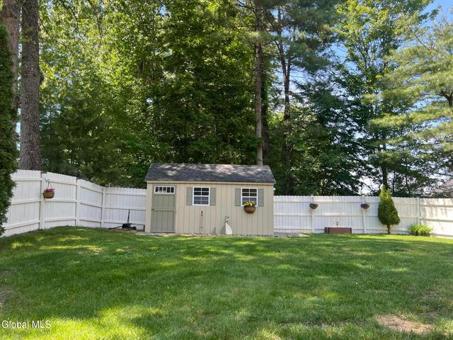 53 Native Dancer Lane, Stillwater, NY 12866