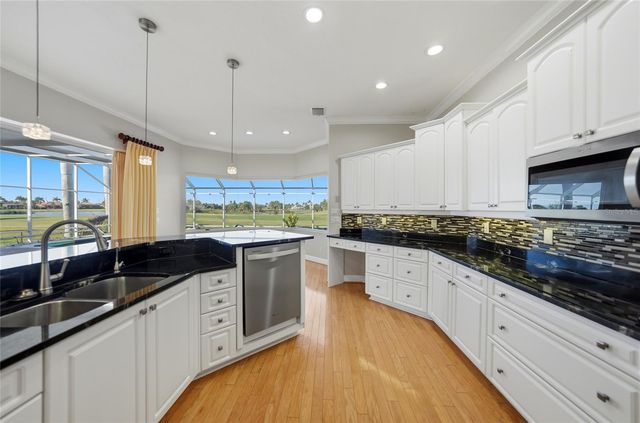 402 MADRID BOULEVARD, Punta Gorda, FL 33950