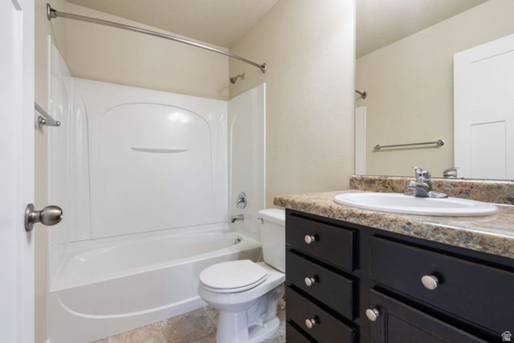 Image 23 of property listing at 15183 S LIBERTY BELL DR, Bluffdale, UT 84065