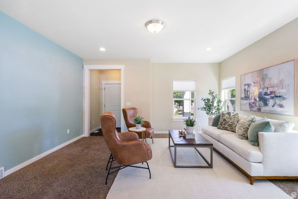Image 4 of property listing at 15183 S LIBERTY BELL DR, Bluffdale, UT 84065