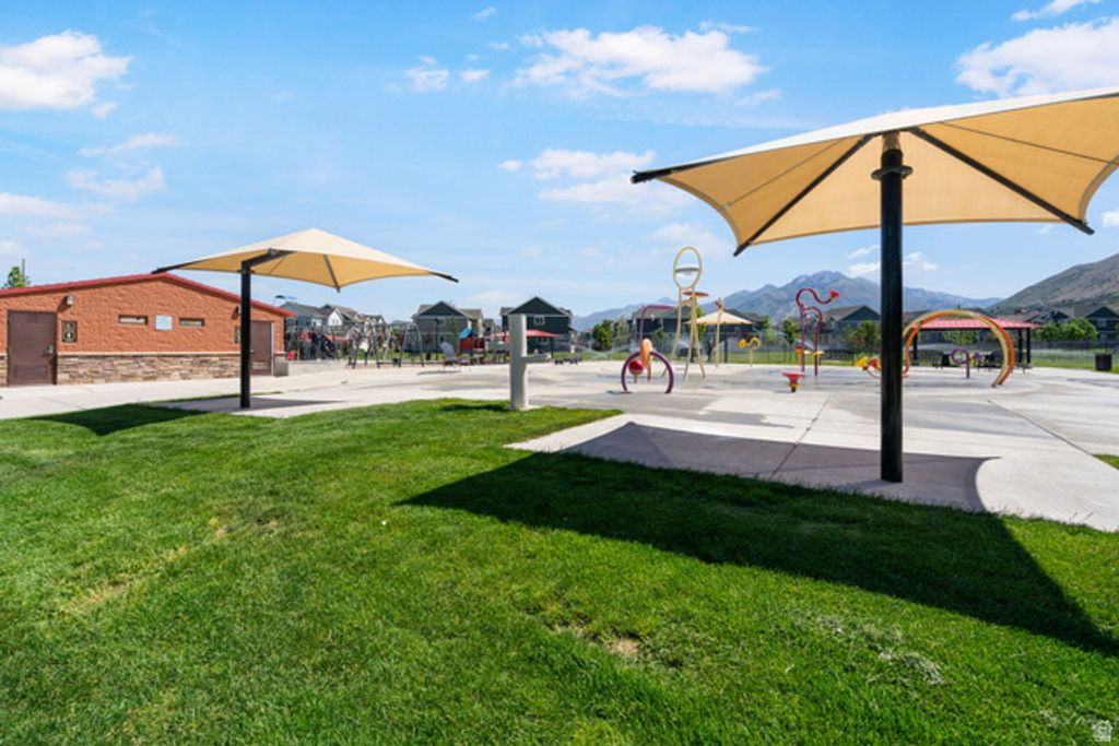 Image 35 of property listing at 15183 S LIBERTY BELL DR, Bluffdale, UT 84065