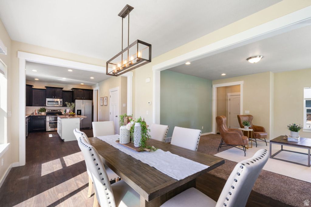 Image 8 of property listing at 15183 S LIBERTY BELL DR, Bluffdale, UT 84065
