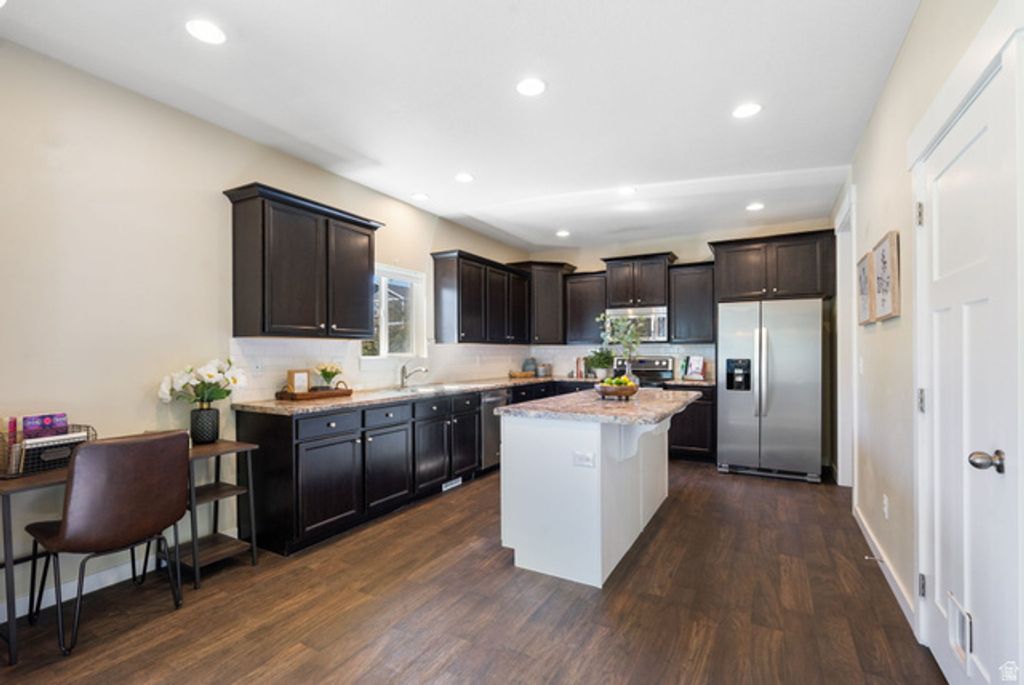 Image 10 of property listing at 15183 S LIBERTY BELL DR, Bluffdale, UT 84065