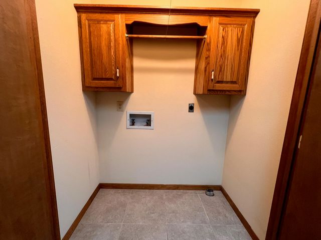 3753 N Pickwick Avenue, Springfield, MO 65803