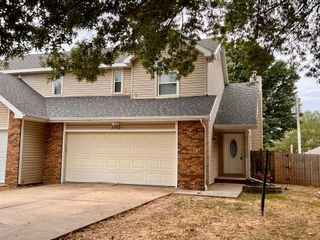 3753 N Pickwick Avenue, Springfield, MO 65803