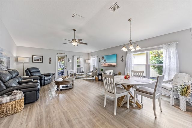 209 Briarcliff Circle, Sebastian, FL 32958