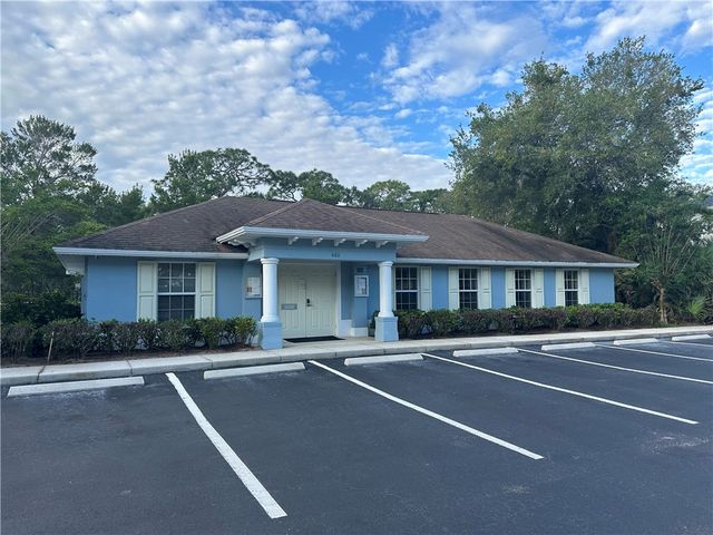 209 Briarcliff Circle, Sebastian, FL 32958
