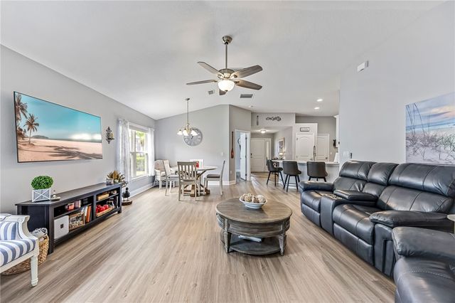 209 Briarcliff Circle, Sebastian, FL 32958