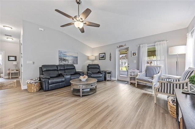 209 Briarcliff Circle, Sebastian, FL 32958