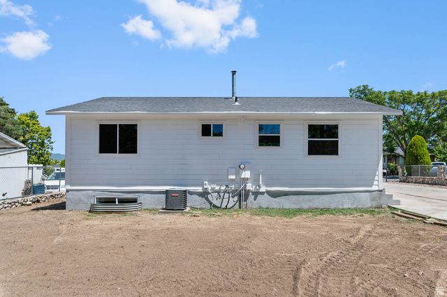 5722 S GANDALF DR, Taylorsville, UT 84129