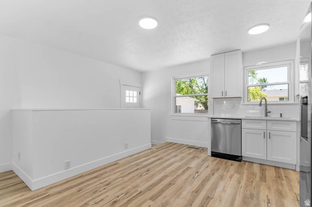 5722 S GANDALF DR, Taylorsville, UT 84129