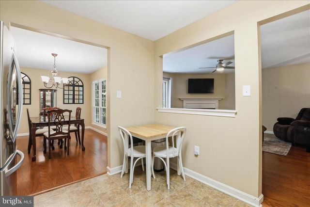 223 GREENVIEW DR, Lancaster, PA 17601