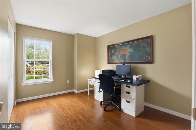 223 GREENVIEW DR, Lancaster, PA 17601