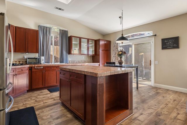 4006 Veranda Way, Modesto, CA 95357